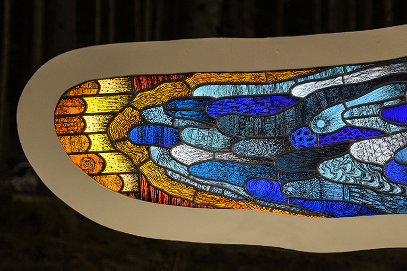 thomas-medicus-amoeba-stained-glass-sculpture-designboom-02