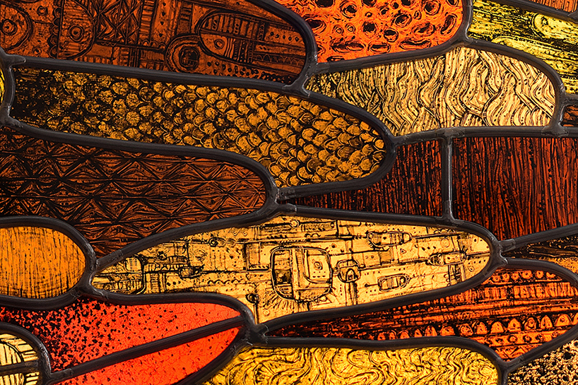 thomas-medicus-amoeba-stained-glass-sculpture-designboom-07