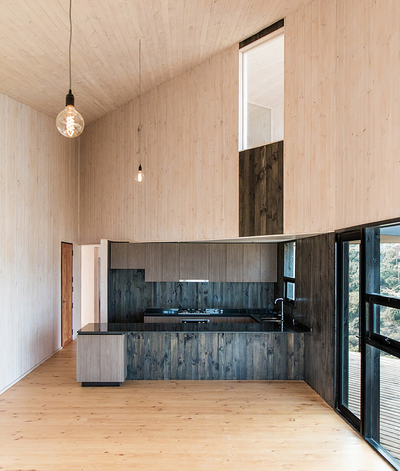 whale!-architecture-casa-encallada-chile-designboom-02