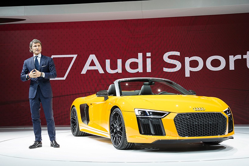 AUDI-R8-spyder-V10-new-york-auto-show-2016-designboom-09