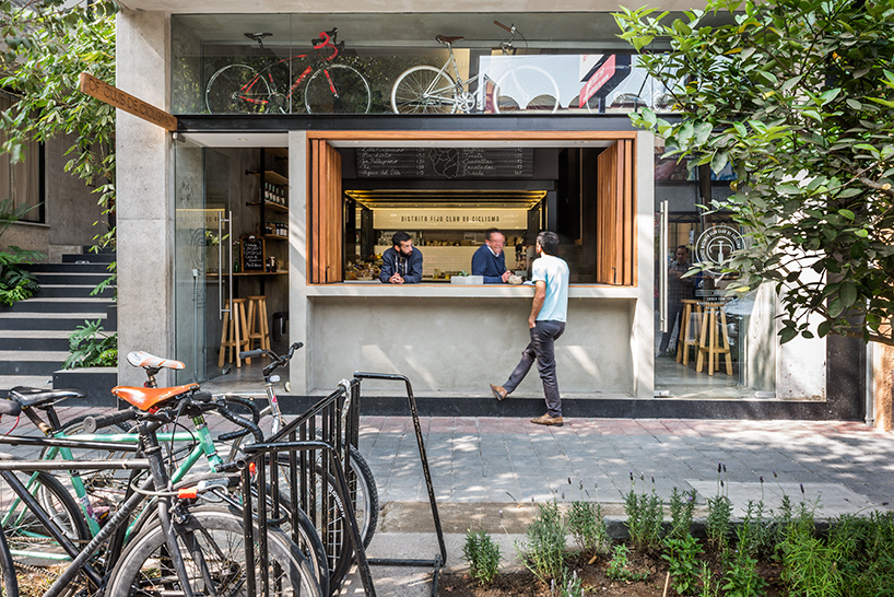 DCPP-arquitectos-distrito-fijo-club-de-ciclismo-cycling-club-mexico-city-designboom-01