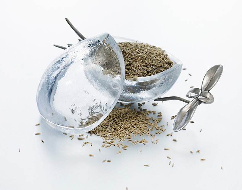 azuma-makoto-chamber-gallery-new-york-designboom-02