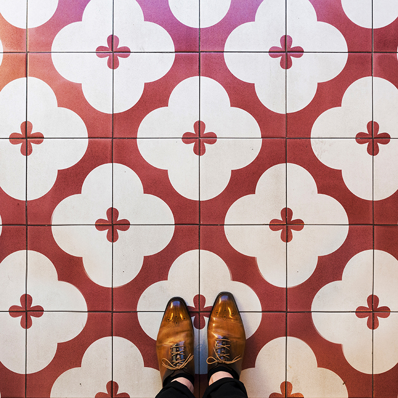 barcelona-floors-sebastian-erras-pixartprinting-designboom-01