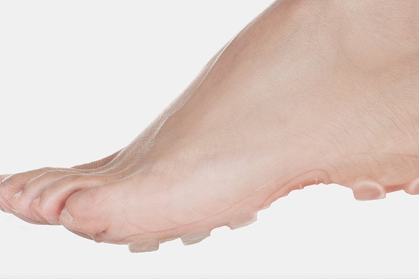 barefoot-jyo-john-mulloor-digital-art-designboom-04