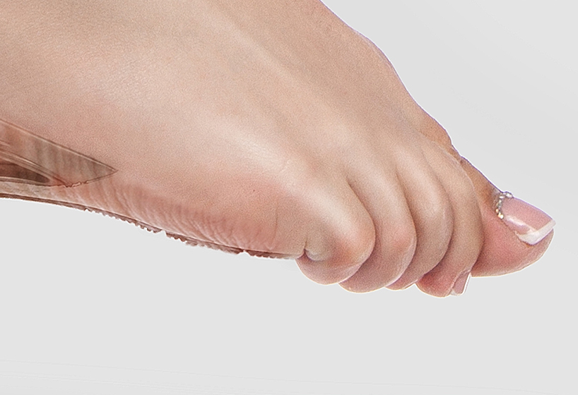 barefoot-jyo-john-mulloor-digital-art-designboom-06