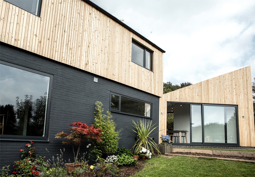 blee-halligan-architects-ugly-house-to-lovely-house-wales-uk-designboom-02
