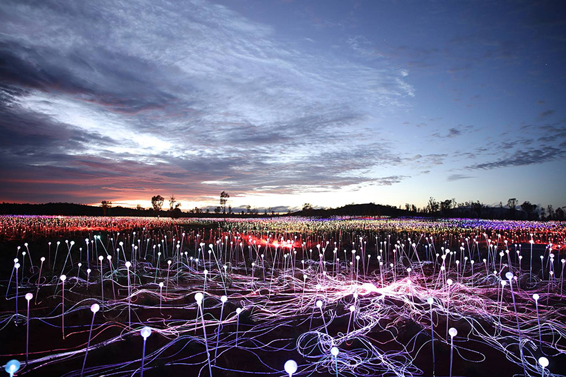 bruce-munro-field-of-light-uluru-australia-solar-power-designboom-02