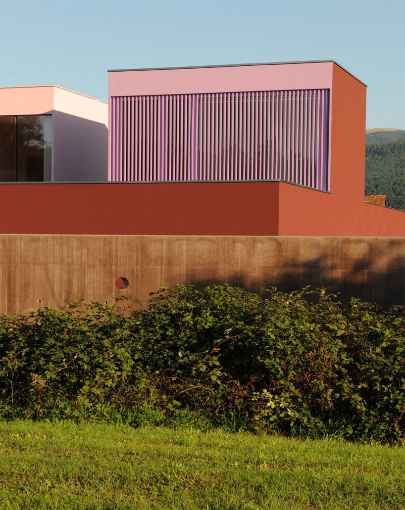 dominique-coulon-buhl-nursery-alsace-designboom-02
