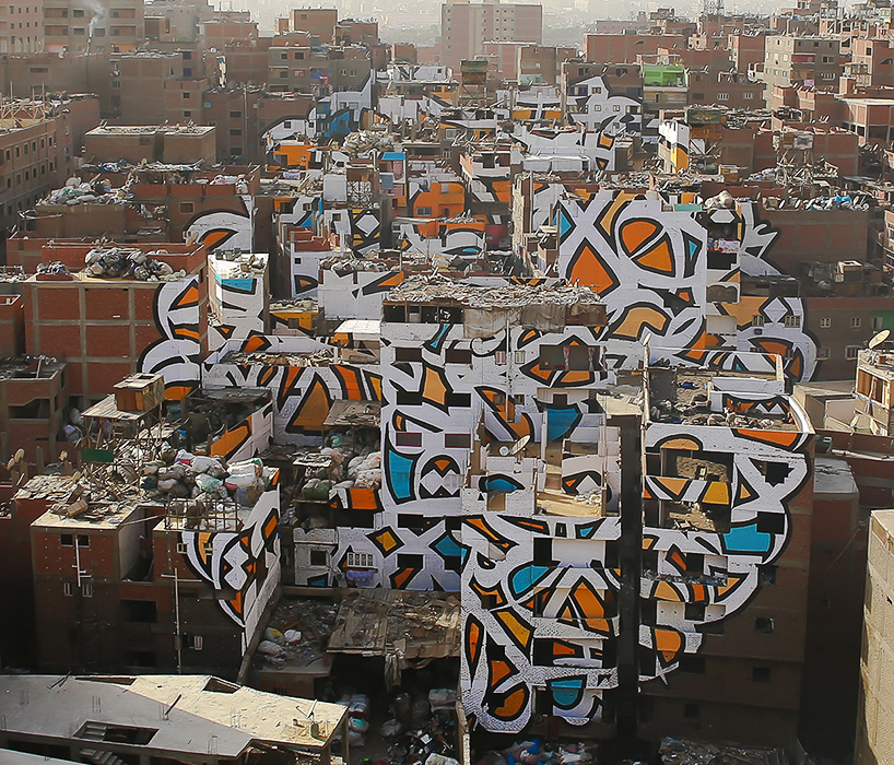 el-seed-perception-zaraeeb-egypt-optical-street-art-designboom-02.jpg