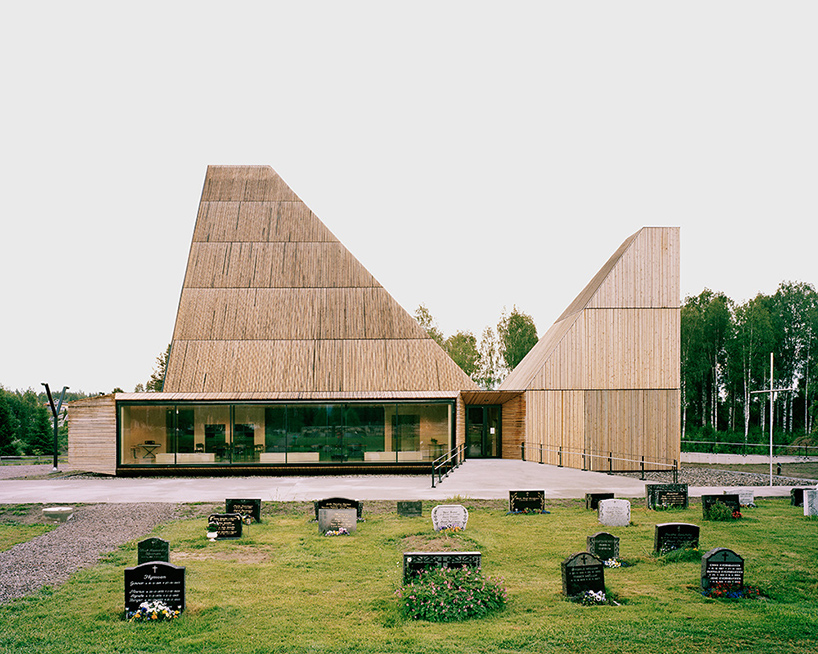 espen-surnevik-new-valer-church-hedmark-norway-designboom-02