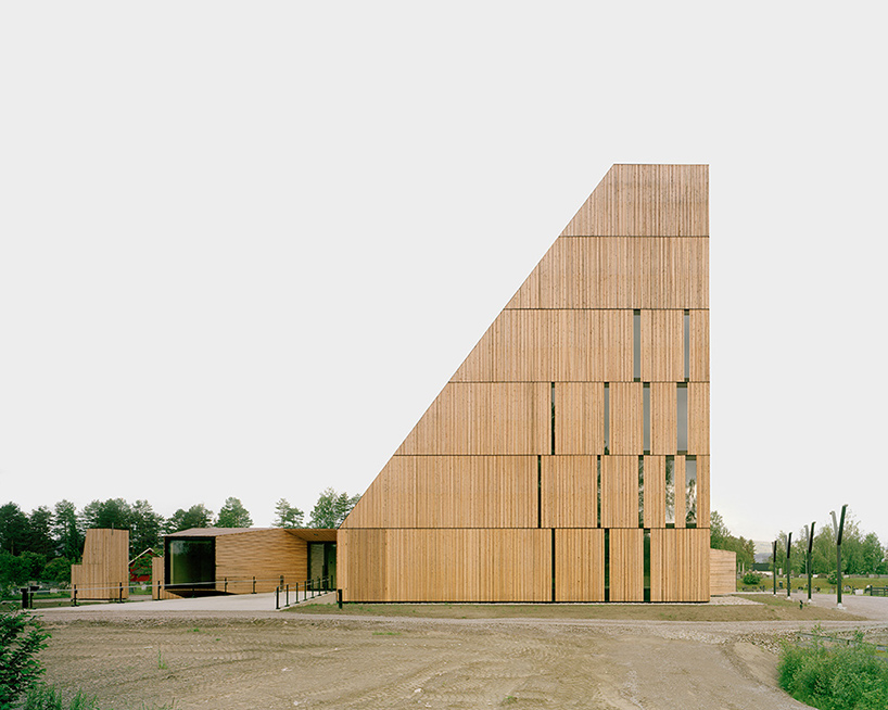 espen-surnevik-new-valer-church-hedmark-norway-designboom-02