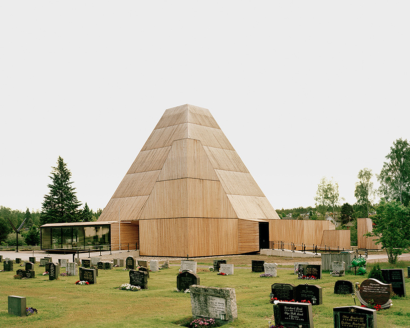 espen-surnevik-new-valer-church-hedmark-norway-designboom-02