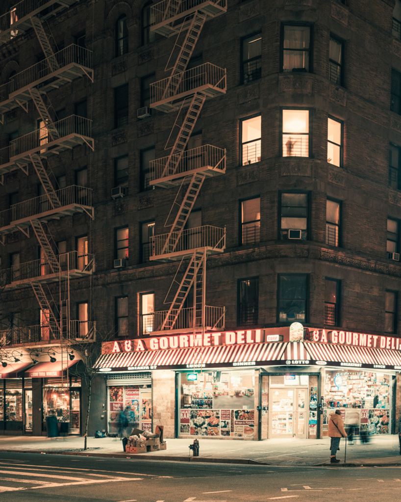 franck-bohbot-light-on-the-color-of-the-night-photography-designboom-02