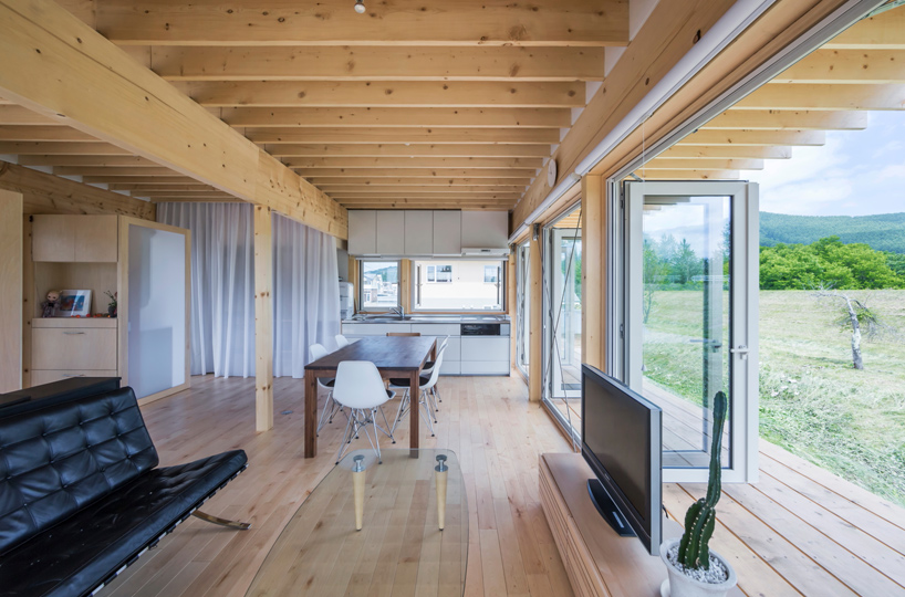 jun-igarashi-hat-h-house-hokkaido-japan-designboom-02
