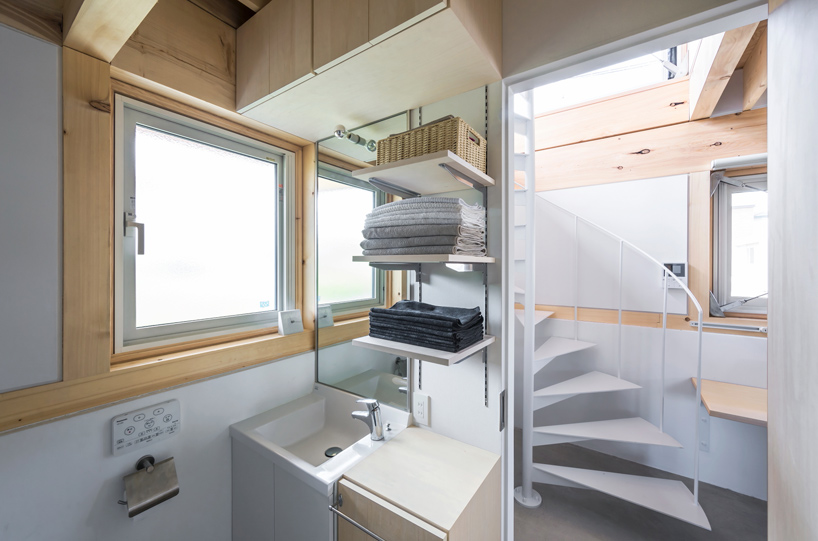 jun-igarashi-hat-h-house-hokkaido-japan-designboom-02