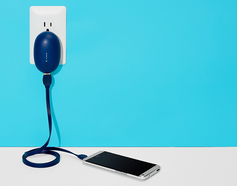 karim-rashid-richard-smiedt-bump-mobile-charger-designboom-06