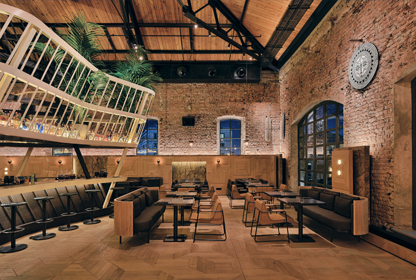 kilimanjaro-restaurant-bar-istanbul-autoban-architects-designboom-02