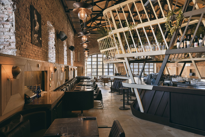 kilimanjaro-restaurant-bar-istanbul-autoban-architects-designboom-02