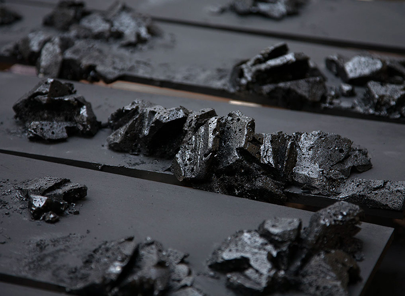 levi-van-veluw-the-relativity-of-matter-installation-designboom-09