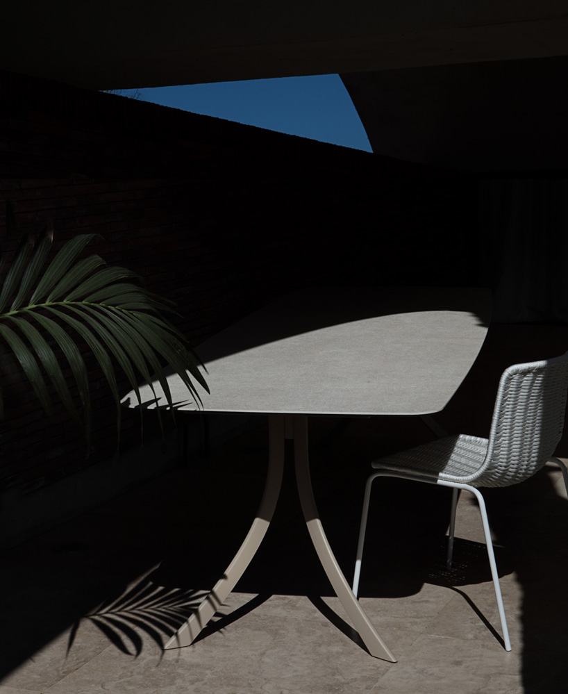 lievore alterr molina expormim falcata table designboom 