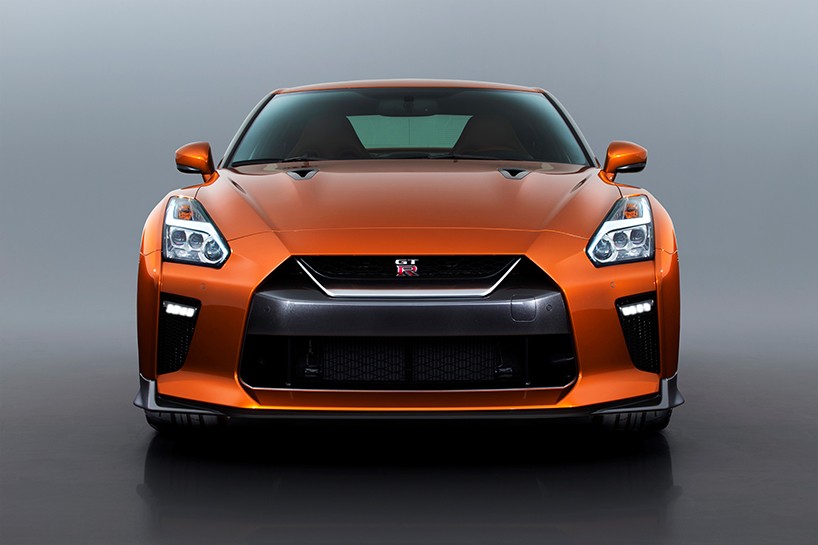 nissan-GT-R-new-york-auto-show-2016-designboom-05