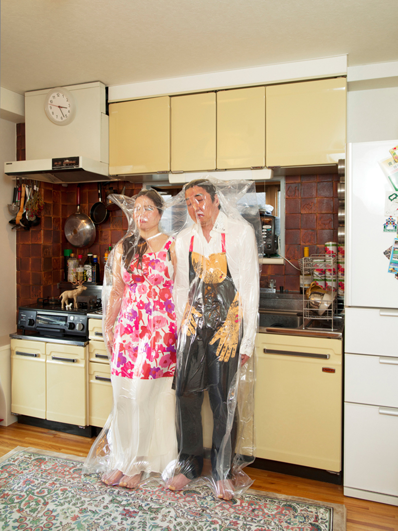 photographer-hal-flesh-love-returns-designboom-06