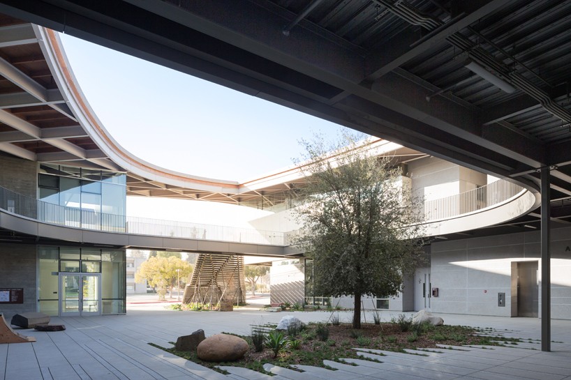 wHY-architects-pomona-college-studio-art-hall-los-angeles-designboom-05