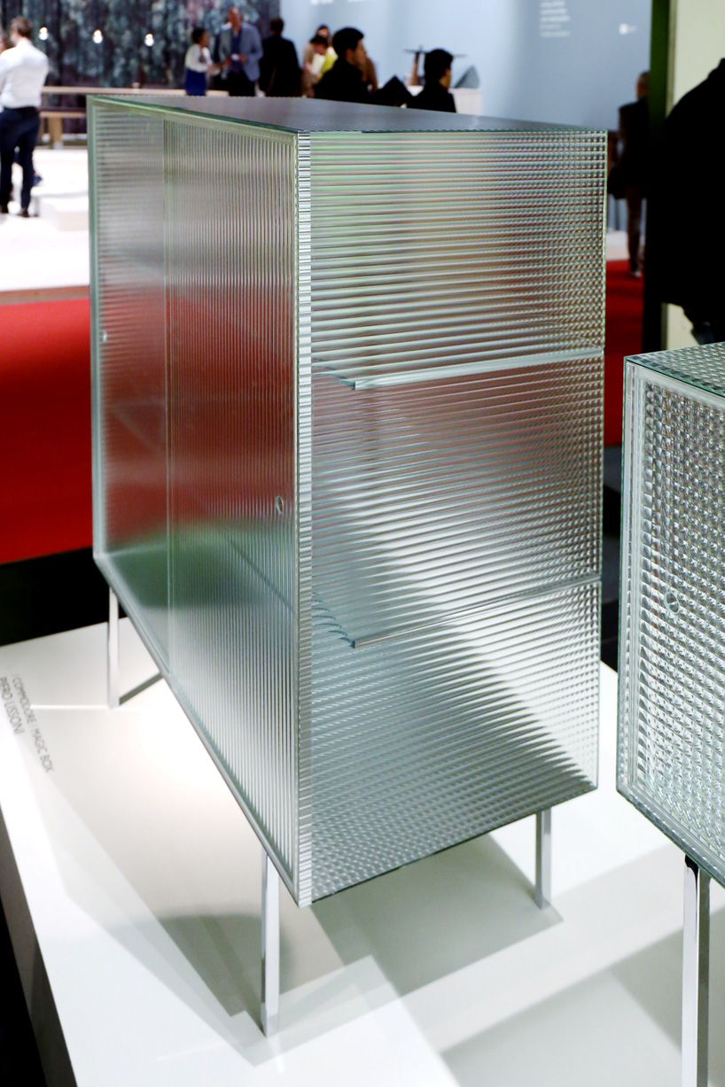 PieroLissoni-COMMODORE-glas italia-designboom-06