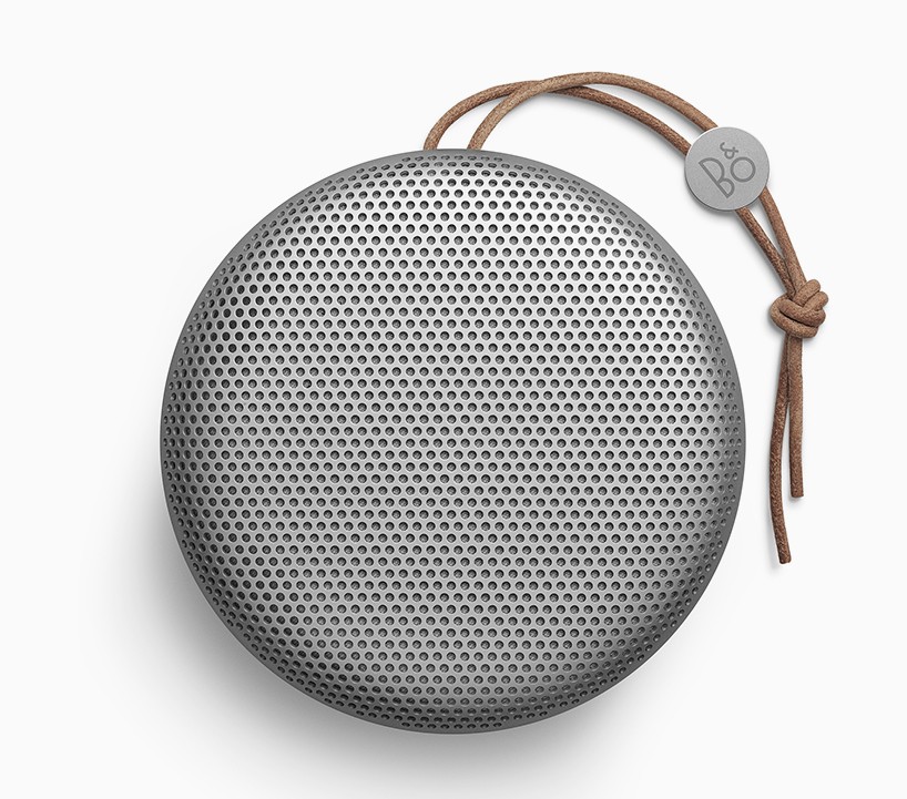 bang-olufsen-beoplay-A1-portable-speaker-designboom-02