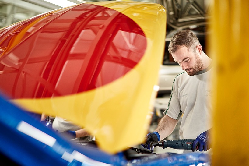 bentley-continental-GT-V8-S-peter-blake-edition-designboom-07