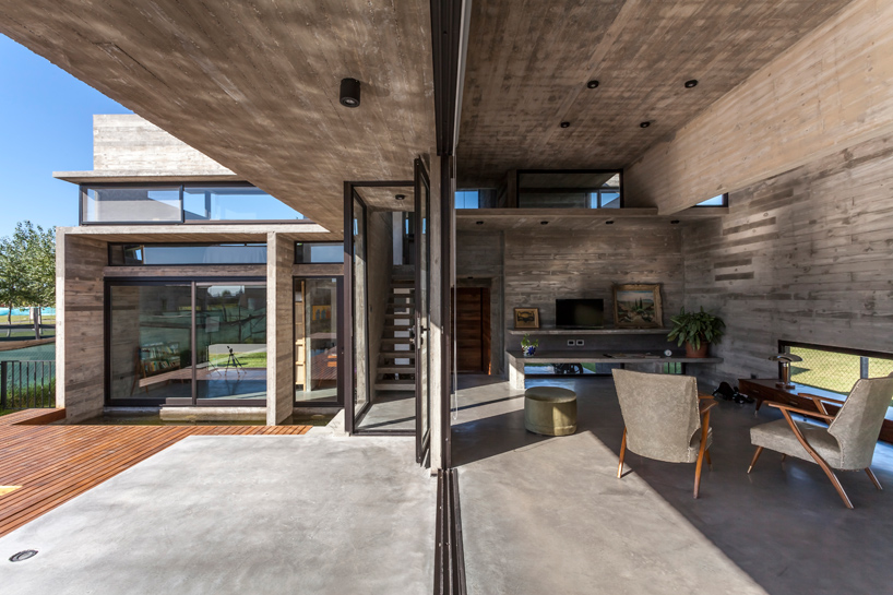 estudio-besonias-almeida-casa-berazategui-argentina-designboom-02