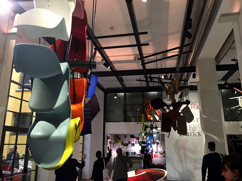 hella-jongerious-casa-vitra-2016-color-machine-installation-milan-designboom-010