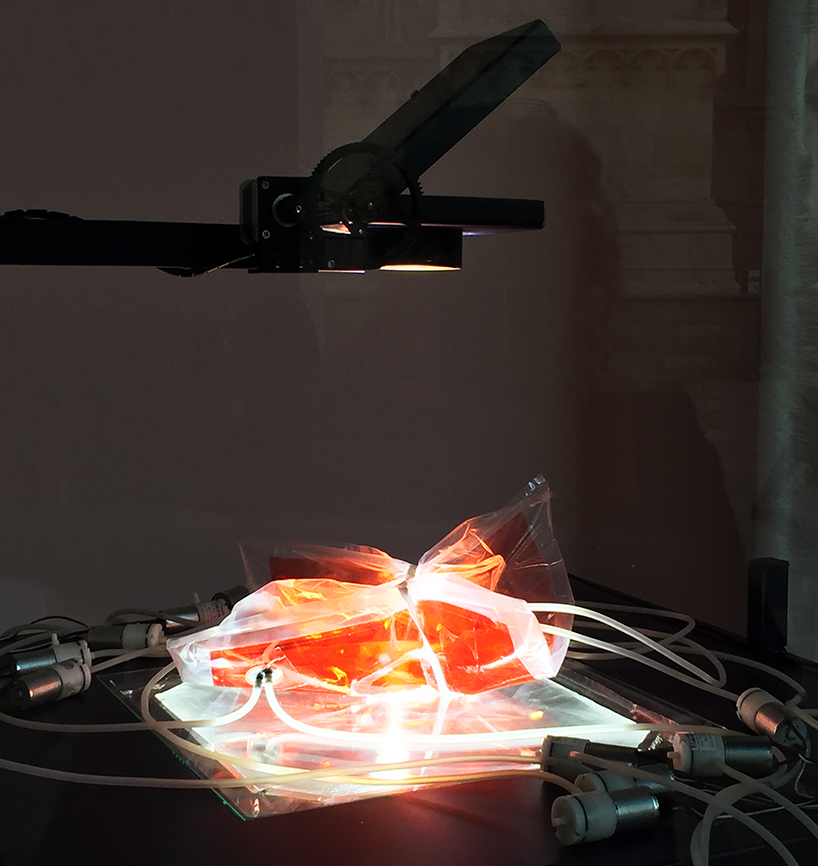 hella-jongerius-louise-schouwenberg-la-rinascente-shadow-windows-milan-design-week-designboom-02