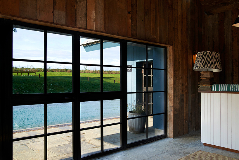 michaelis-boyd-soho-house-farmhouse-oxfordshire-designboom-02