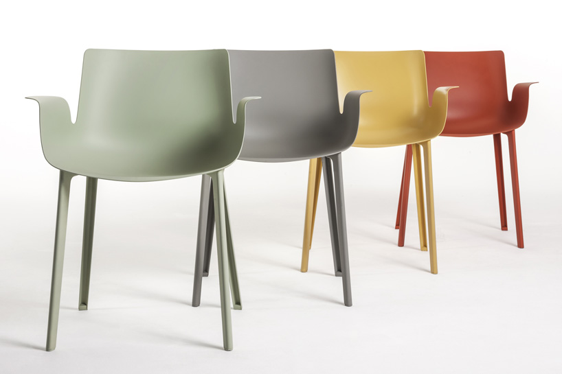 piero lissoni-piuma chair-kartell-designboom-002