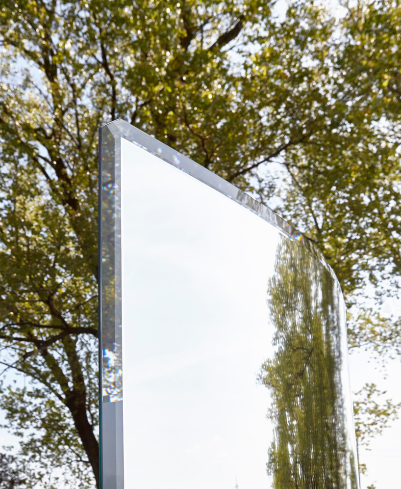 tokujin yoshioka-prism partition-glas italia-designboom-003
