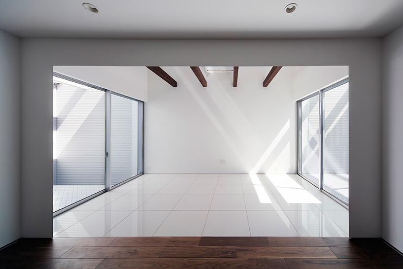 yoshiaki-yamashita-light-grain-house-osaka-japan-designboom-02