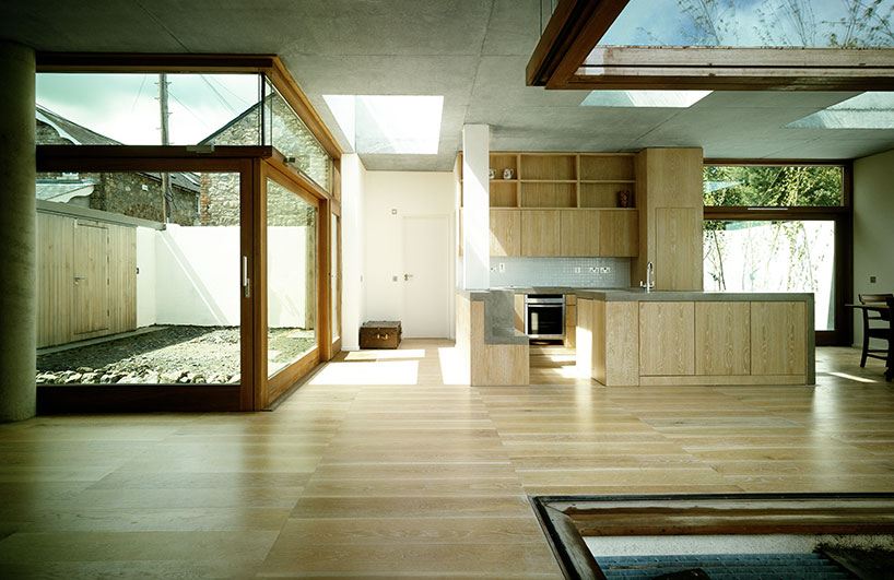 mccullough mulvin architects: z square house