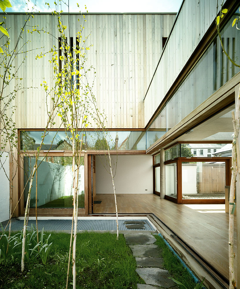 mccullough mulvin architects: z square house