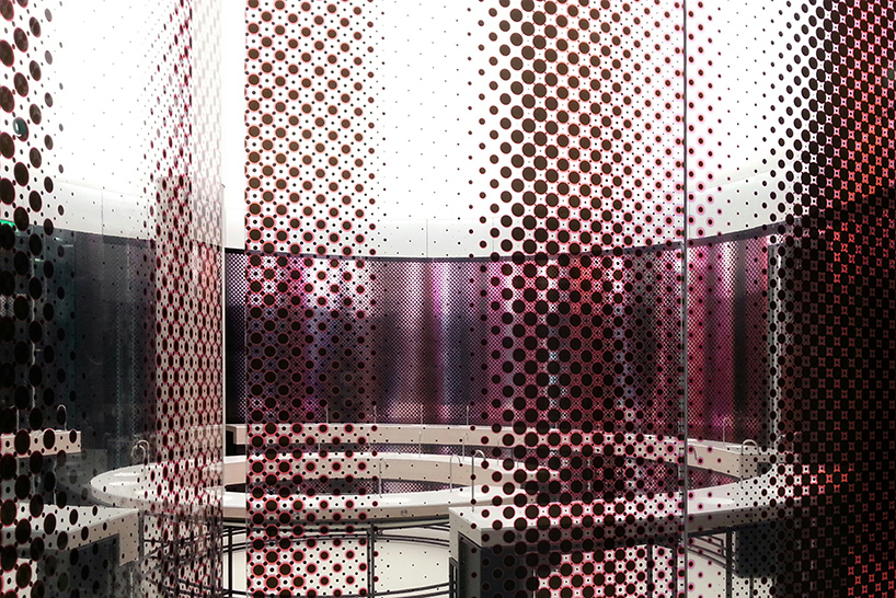 XTU-architects-la-cite-du-vin-development-bordeaux-france-designboom-02