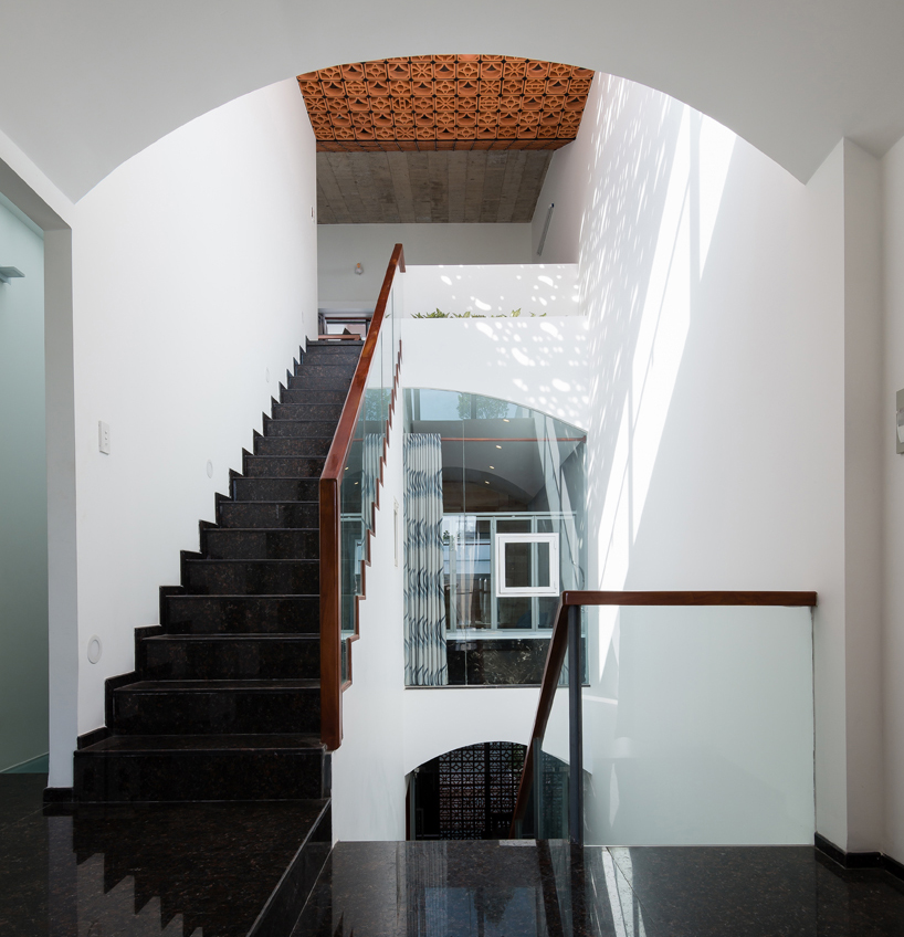 ad+studiodesignboom05