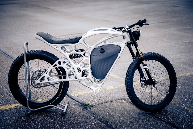 airbus-ap-works-3D-printed-motorcycle-de