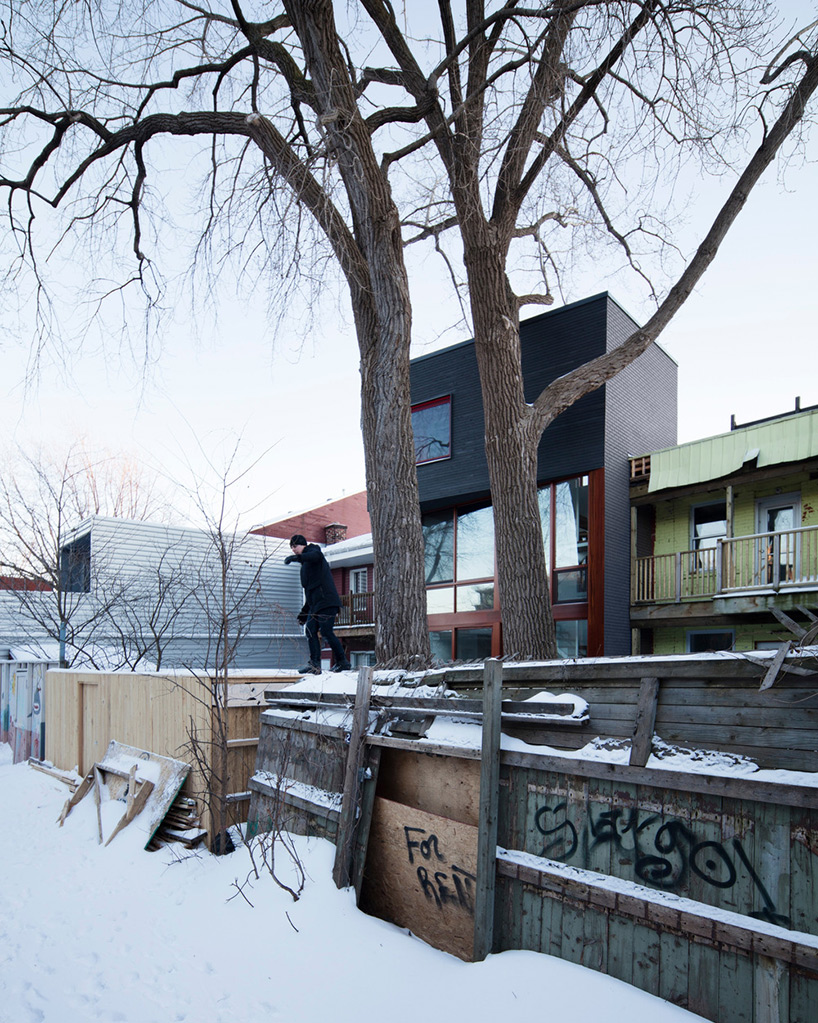 architecture-microclimat-hotel-de-ville-residence-montreal-canada-designboom-02