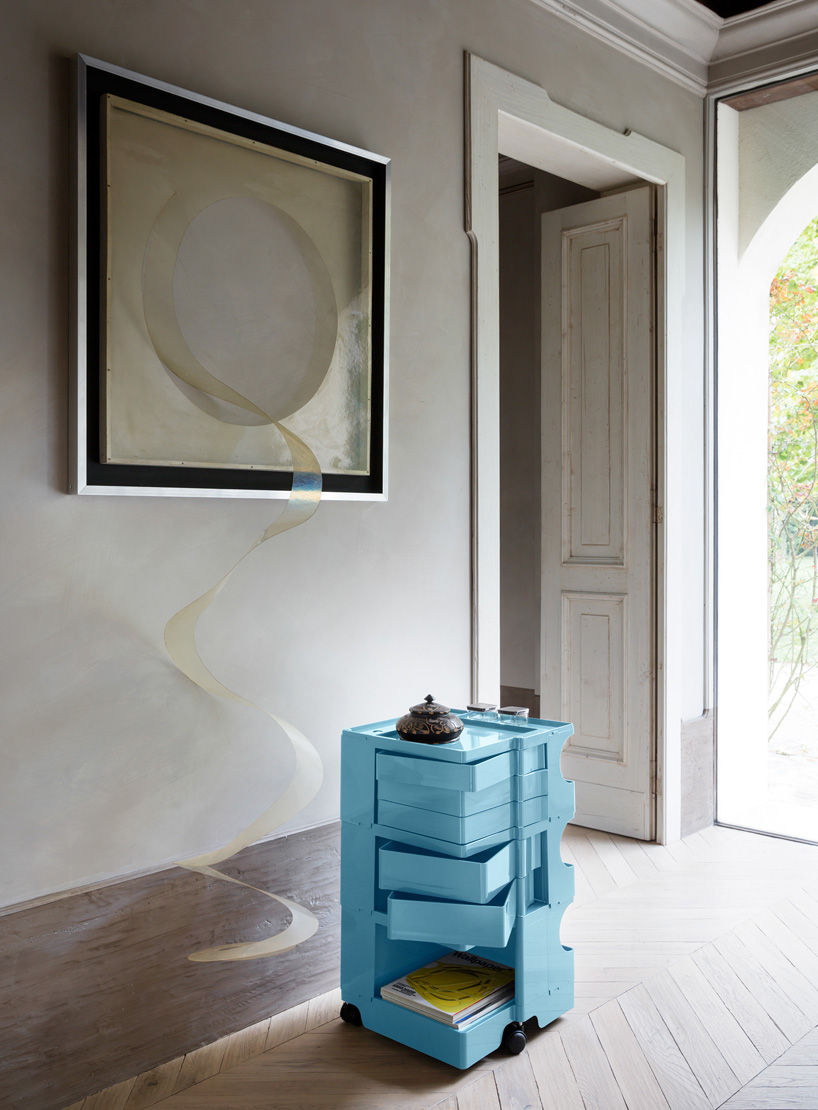 B-LINE chair designs karim rashid favarettopartners designboom