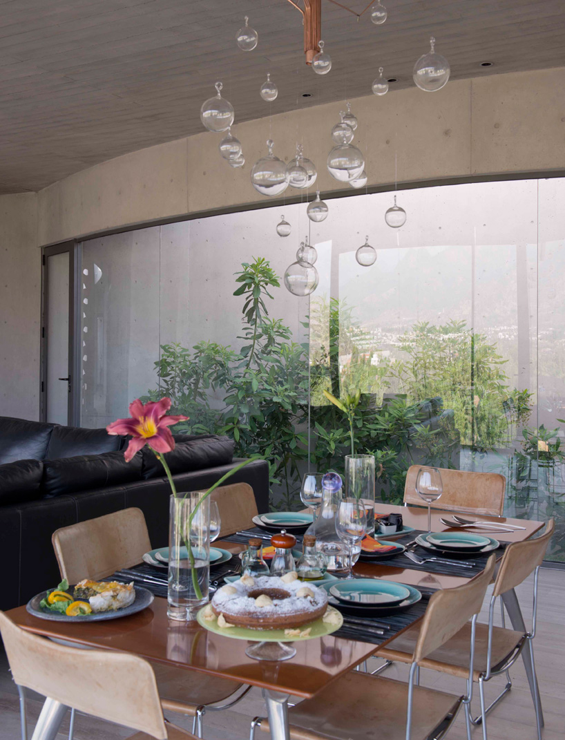 cazu zegers casa soplo whisper house designboom 