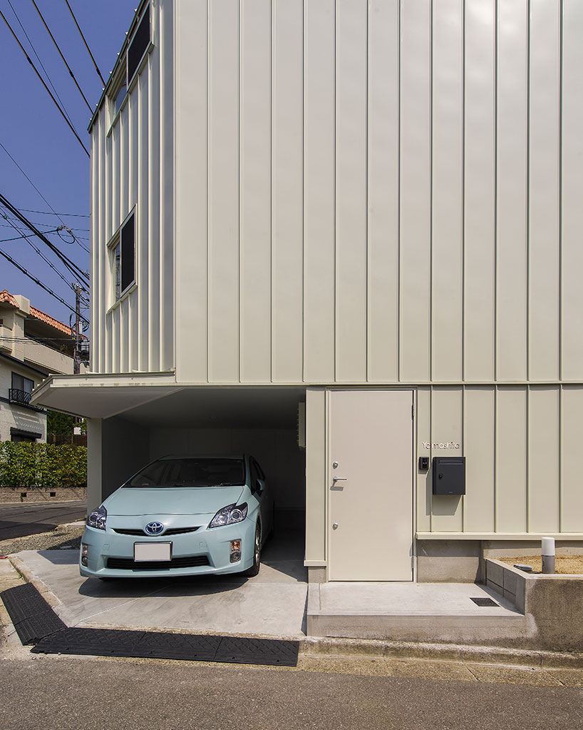 coo-planning-house-in-takarazuka-hyogo-japan-designboom-02