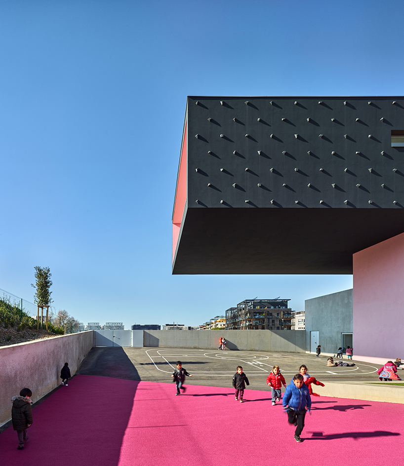 dominique-coulon-andre-malraux-group-of-schools-montpellier-france-designboom-02