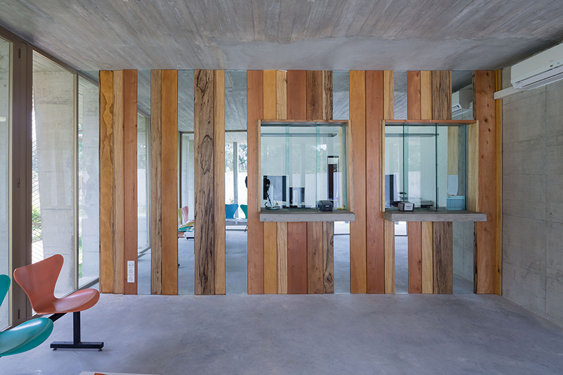 local-architecture-new-swiss-embassy-ivory-coast-abidjan-designboom-02