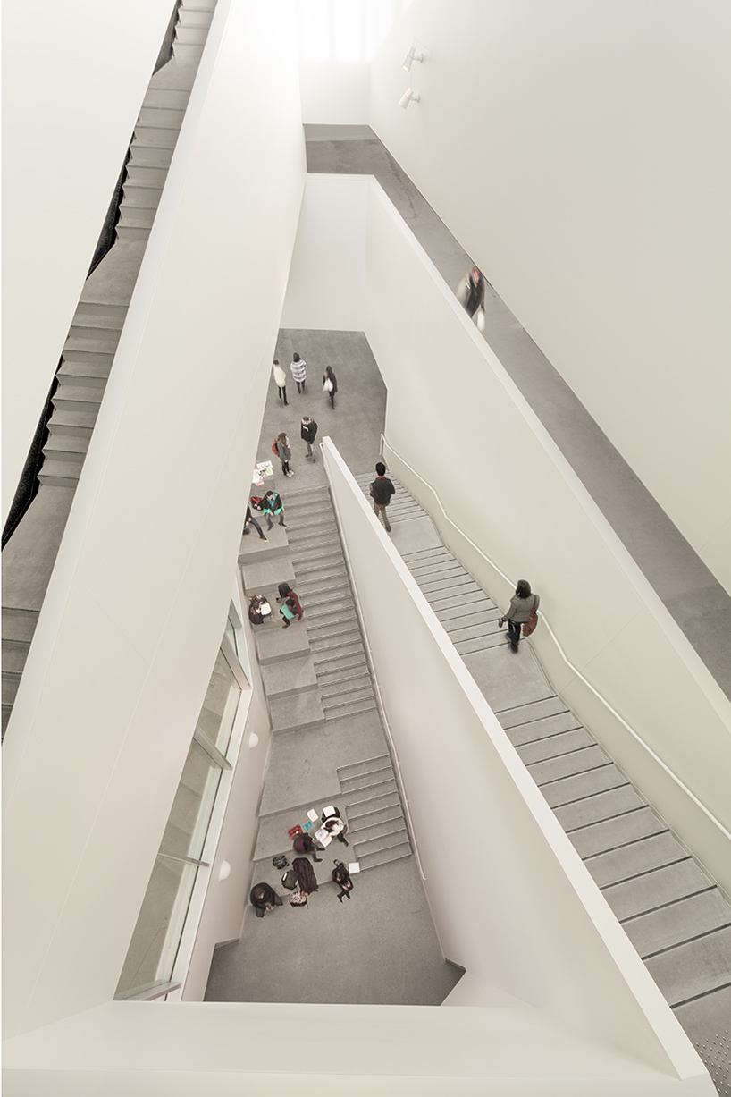 patkau-architects-ARTlab-university-of-manitoba-winnipeg-canada-designboom-02