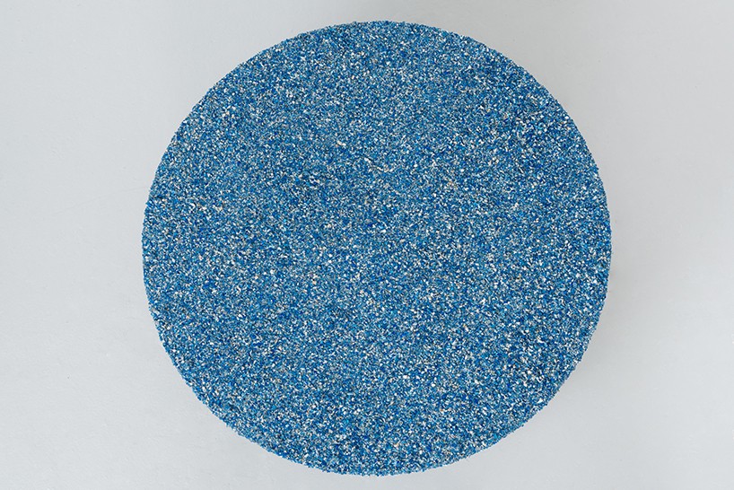 samuel-amoia-delorenzo-gallery-table-collection-designboom-02